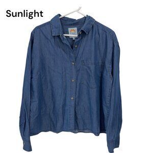 C&C California Women SZ M Wash Denim Button-Up Shirt  Long Sleeve Relaxed Fit